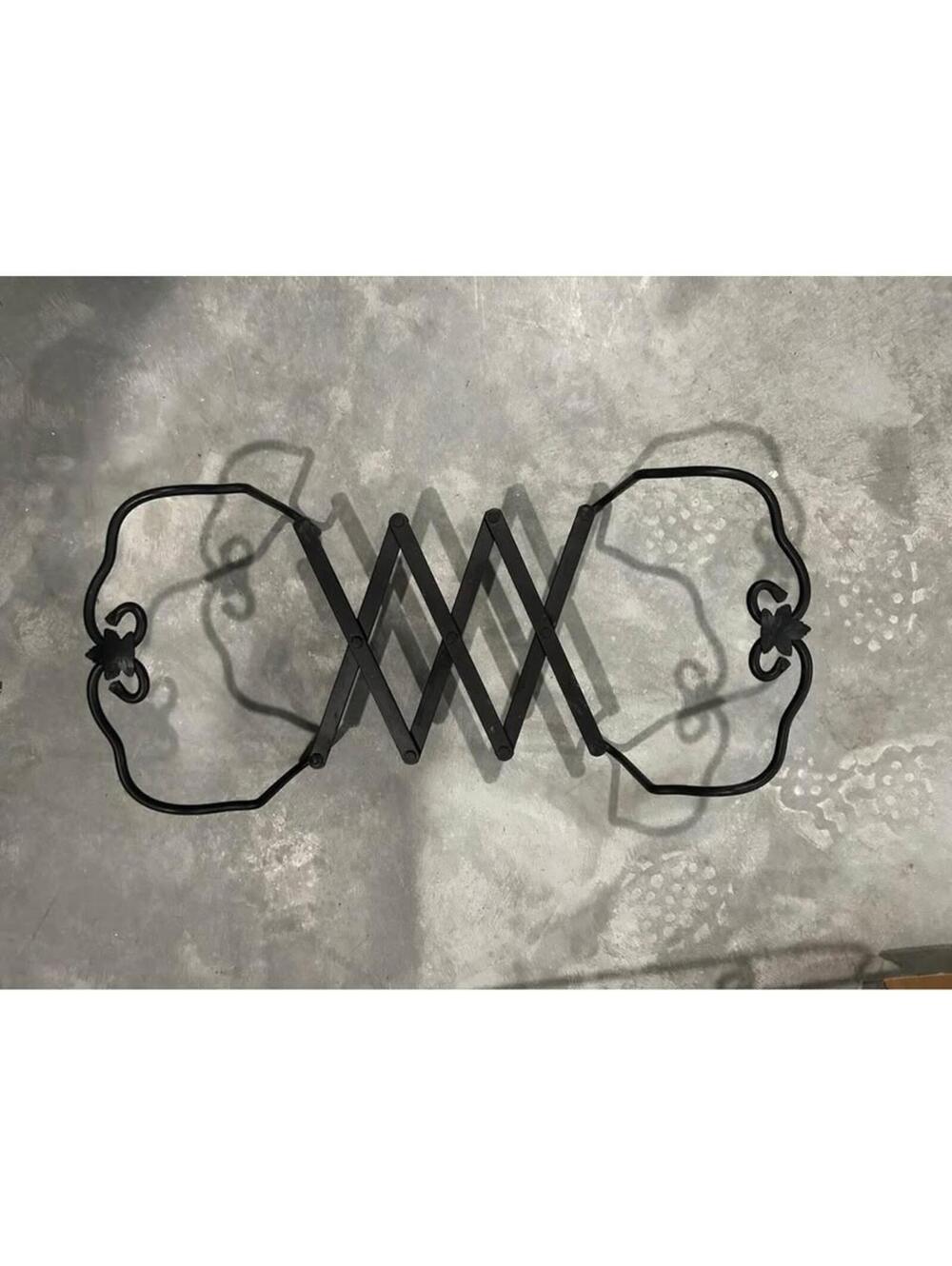 Longaberger baskets wrought Iron Expandable Trivet Black for Pottery Baking Dish
